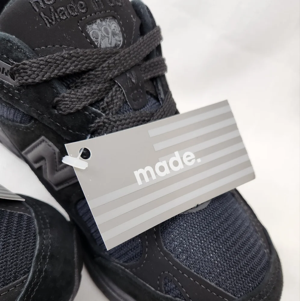 New balance 993 Black On Black Suede Sneakers. USA - Picture 12 of 13
